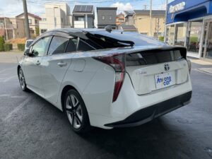 自社ローン愛知　プリウス